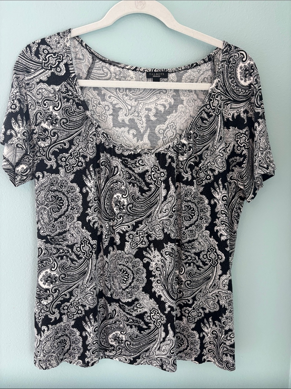 Talbots Black & White Paisley Scoop Neck Short Sleeve Top medium